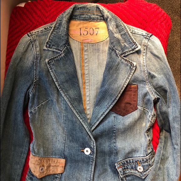 Vintage Distressed Denim Jacket with Elbow Patches - Picture 5 of 6